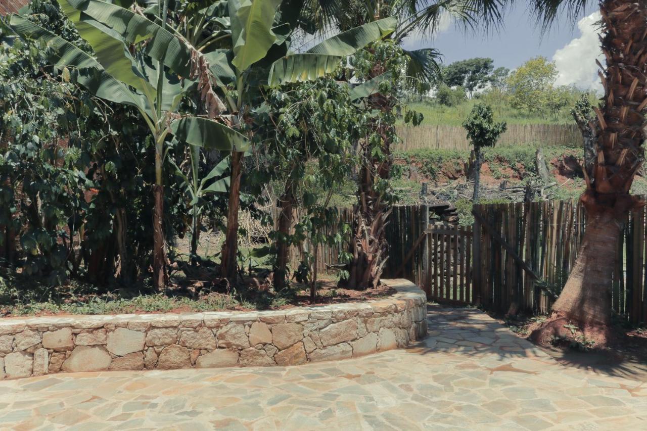 Em Tiradentes, Minas Gerais, casa exclusiva em terreno arborizado Exterior foto